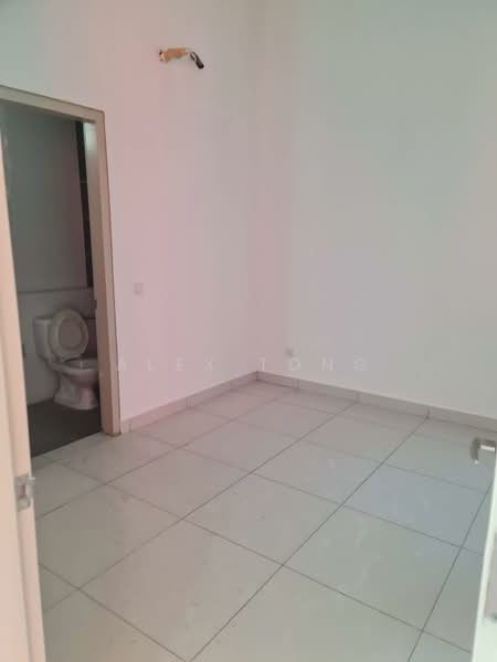 Rumah Berkembar untuk Dijual di Telok Panglima Garang (Selangor) - Alex Tong - PropertyGuru.com.my