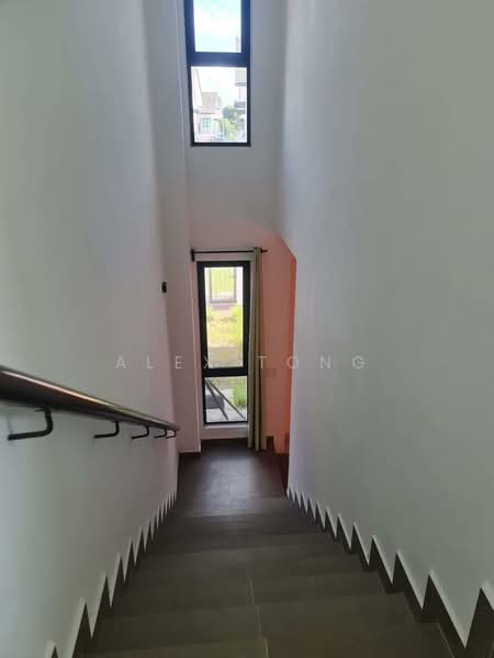 Rumah Berkembar untuk Dijual di Telok Panglima Garang (Selangor) - Alex Tong - PropertyGuru.com.my