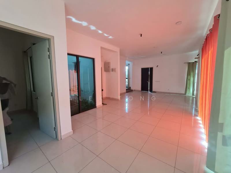 Rumah Berkembar untuk Dijual di Telok Panglima Garang (Selangor) - Alex Tong - PropertyGuru.com.my