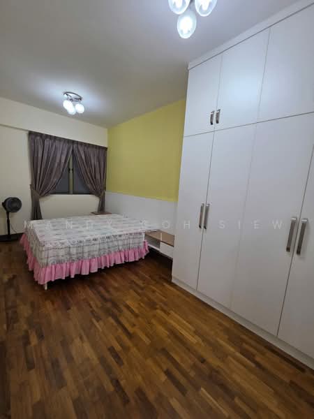 Apartment for Rent at Molek Pine 2 - Mandy Goh Siew Li - Bedroom - PropertyGuru.com.my