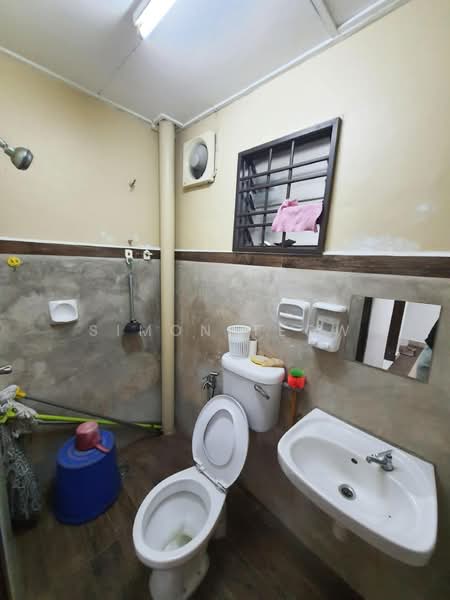 Terraced House for Sale in Puchong (Selangor) - Simon Teow - Bathroom - PropertyGuru.com.my