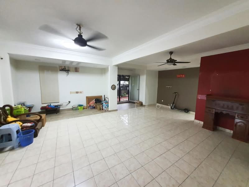 Terraced House for Sale in Puchong (Selangor) - Simon Teow - Living Room - PropertyGuru.com.my