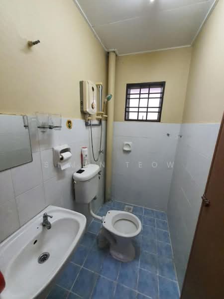 Terraced House for Sale in Puchong (Selangor) - Simon Teow - Bathroom - PropertyGuru.com.my
