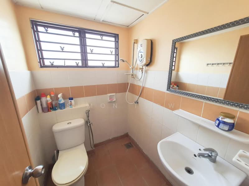 Kondominium untuk Dijual di Koi Legian - Simon Teow - Bathroom - PropertyGuru.com.my