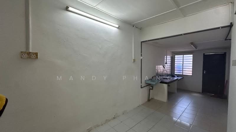 Rumah Teres 1-Tingkat untuk Disewa di Gopeng (Perak) - Mandy Phang - Kitchen - PropertyGuru.com.my
