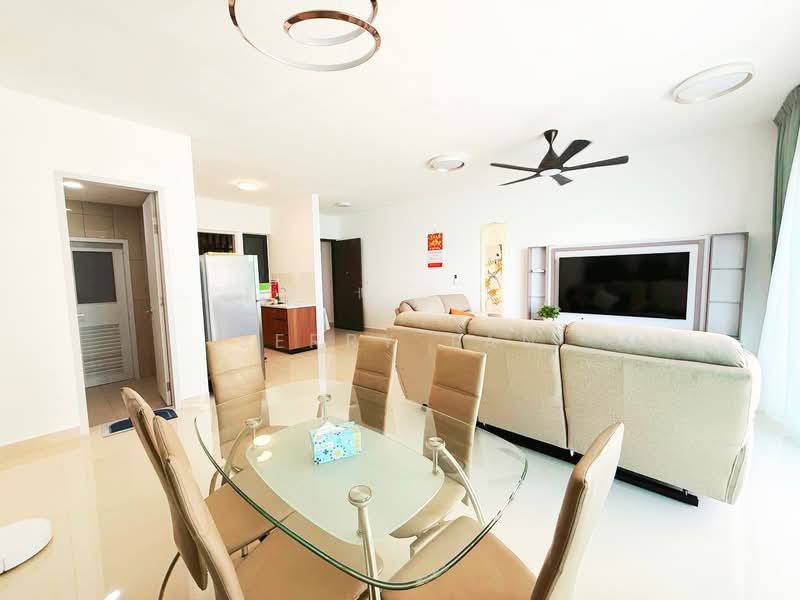Kondominium untuk Disewa di Mezzo - Jerry Tan - Living Room - PropertyGuru.com.my