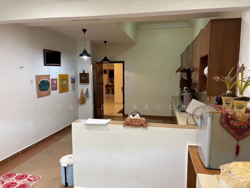 Rumah Berkembar untuk Dijual di Glenmarie Cove (Klang) - Hafiz Yaacob - Kitchen - PropertyGuru.com.my