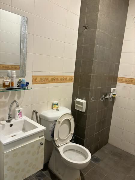 Rumah Berkembar untuk Dijual di Glenmarie Cove (Klang) - Hafiz Yaacob - Bathroom - PropertyGuru.com.my