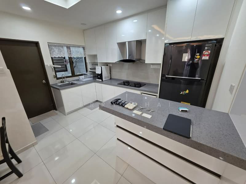 Servis Apartment untuk Disewa di Suria Putra - Perry Chai - Kitchen - PropertyGuru.com.my