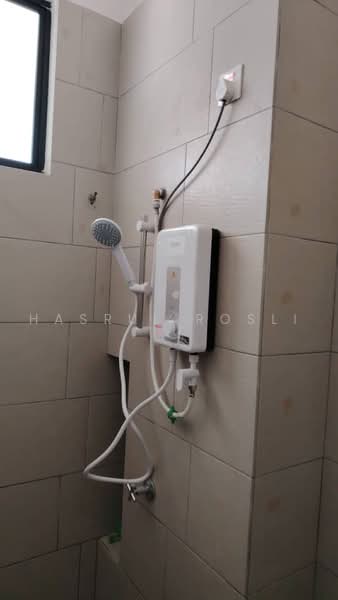 Rumah Teres 2 Tingkat untuk Disewa di Kulim (Kedah) - Hasrul Rosli - Bathroom - PropertyGuru.com.my