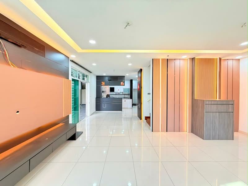 Cluster House for Sale in Bukit Indah (Iskandar Puteri (Nusajaya)) - Kuu Chin - Living Room - PropertyGuru.com.my