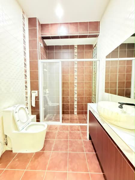 Cluster House for Sale in Bukit Indah (Iskandar Puteri (Nusajaya)) - Kuu Chin - Bathroom - PropertyGuru.com.my