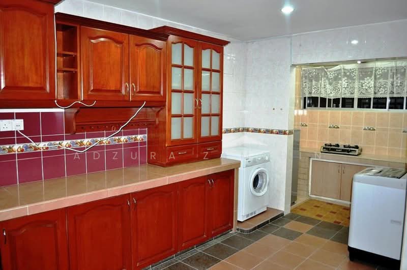 Rumah Teres 2-Tingkat untuk Dijual di SS15 (Subang Jaya) - Adzura Zamedin - PropertyGuru.com.my