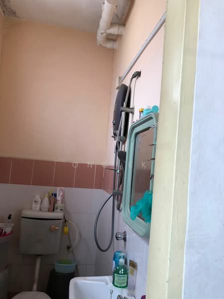 Apartment for Sale at Mentari Court - Ong KK - Bathroom - PropertyGuru.com.my