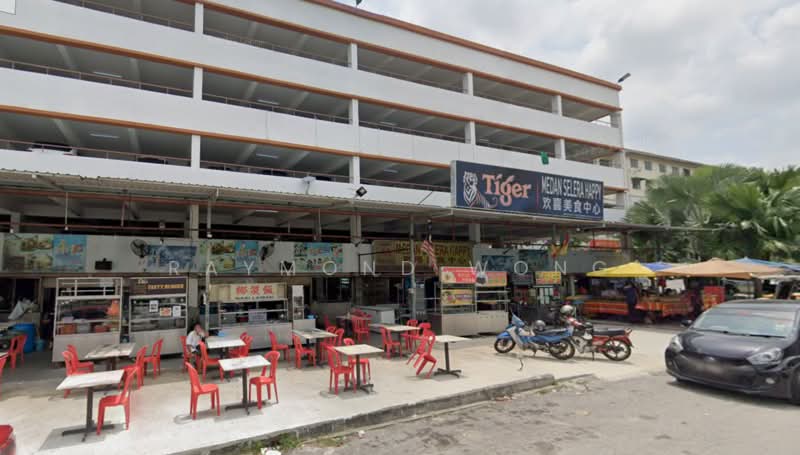 Rumah Teres untuk Dijual di Taman Pinggiran Putra (Seri Kembangan) - Raymond Wong - Exterior - PropertyGuru.com.my