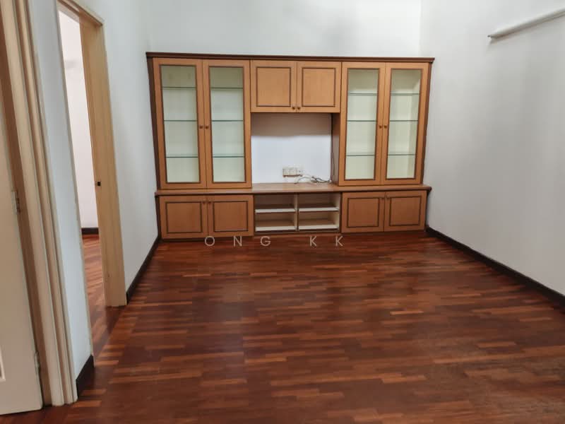 Terraced House for Sale in Bukit Rahman Putra (Sungai Buloh) - Ong KK - Living Room - PropertyGuru.com.my