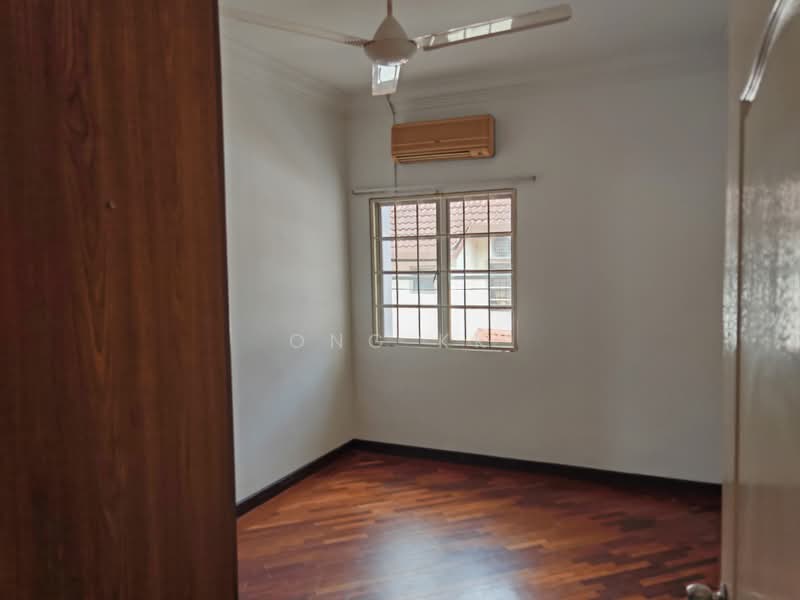 Terraced House for Sale in Bukit Rahman Putra (Sungai Buloh) - Ong KK - Bedroom - PropertyGuru.com.my
