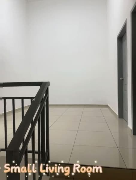 Terraced House for Rent in Kampung Sentosa Barat (Pasir Gudang) - Glenn Twe - Living Room - PropertyGuru.com.my