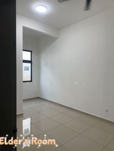 Terraced House for Rent in Kampung Sentosa Barat (Pasir Gudang) - Glenn Twe - Bedroom - PropertyGuru.com.my