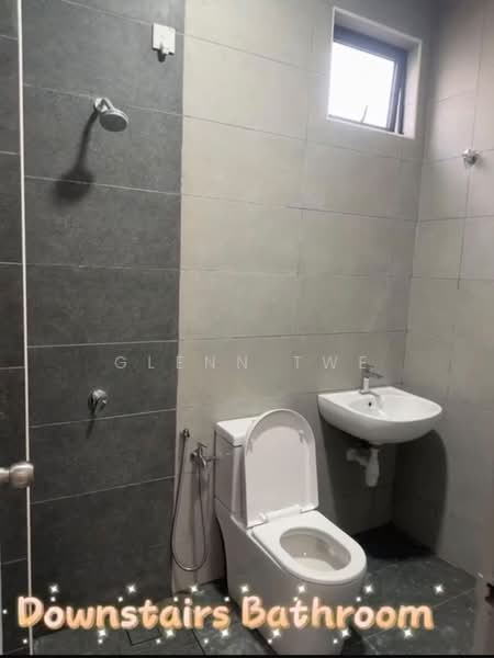 Terraced House for Rent in Kampung Sentosa Barat (Pasir Gudang) - Glenn Twe - Bathroom - PropertyGuru.com.my