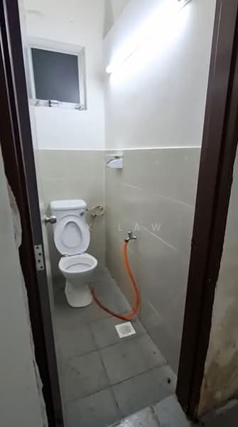 Shop for Sale in Bandar Rinching (Semenyih) - CK Law - Bathroom - PropertyGuru.com.my