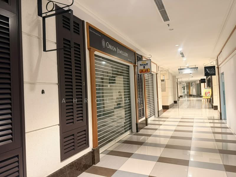 Retail Space untuk Dijual di Presint 1 (Putrajaya) - Shahrol Ariffin - Corridor - PropertyGuru.com.my