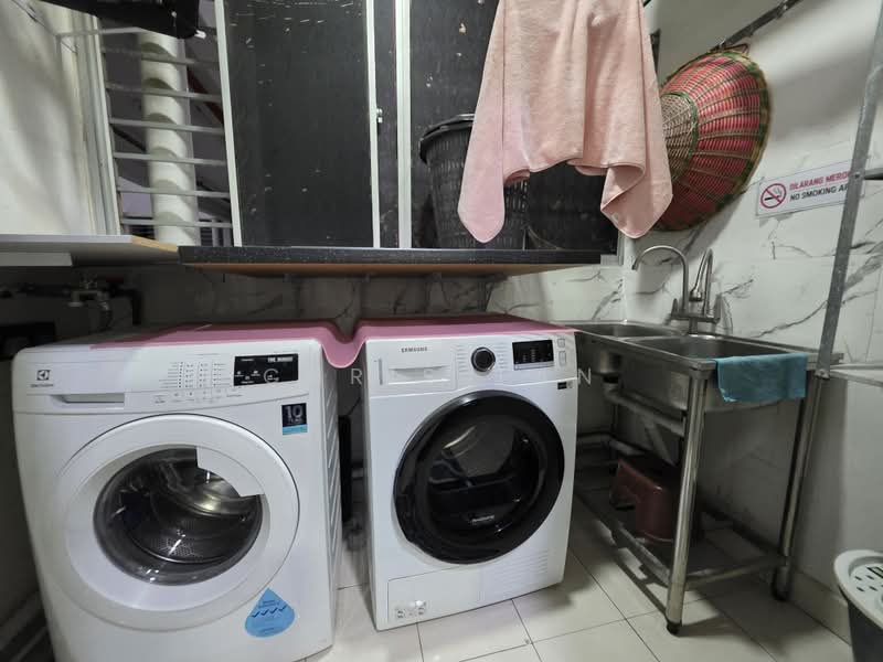 Pangsapuri untuk Dijual di Denai Nusantara Apartment - Chris Tan - Interior - PropertyGuru.com.my