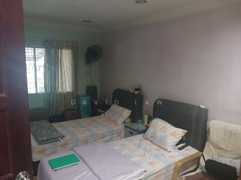 1-storey Terraced House for Sale in Salak south garden (Salak South) - David Law - PropertyGuru.com.my