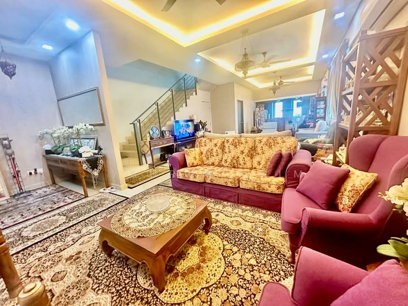 3-storey Terraced House for Sale in Kajang (Selangor) - Syahrim Naim - Living Room - PropertyGuru.com.my