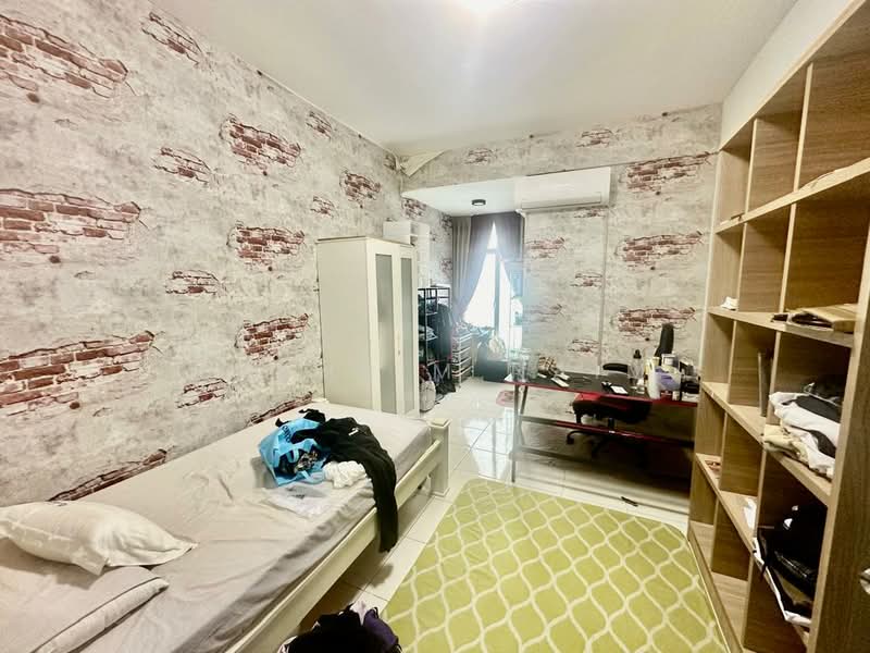 3-storey Terraced House for Sale in Kajang (Selangor) - Syahrim Naim - Bedroom - PropertyGuru.com.my