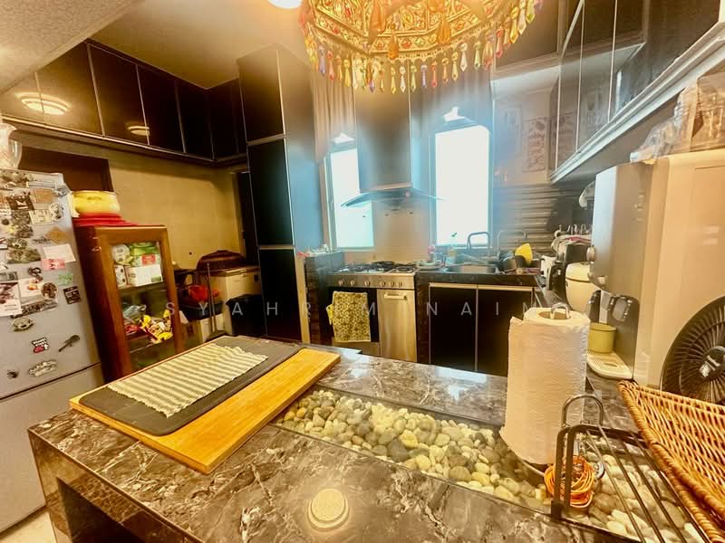 3-storey Terraced House for Sale in Kajang (Selangor) - Syahrim Naim - Kitchen - PropertyGuru.com.my
