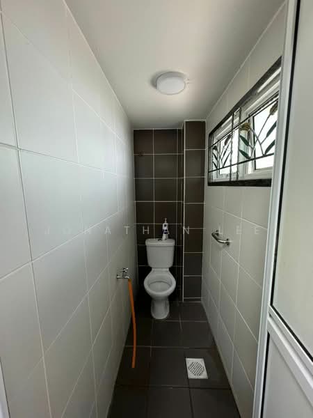 Semi-Detached House for Sale in Skudai (Johor) - Jonathan Lee - Bathroom - PropertyGuru.com.my