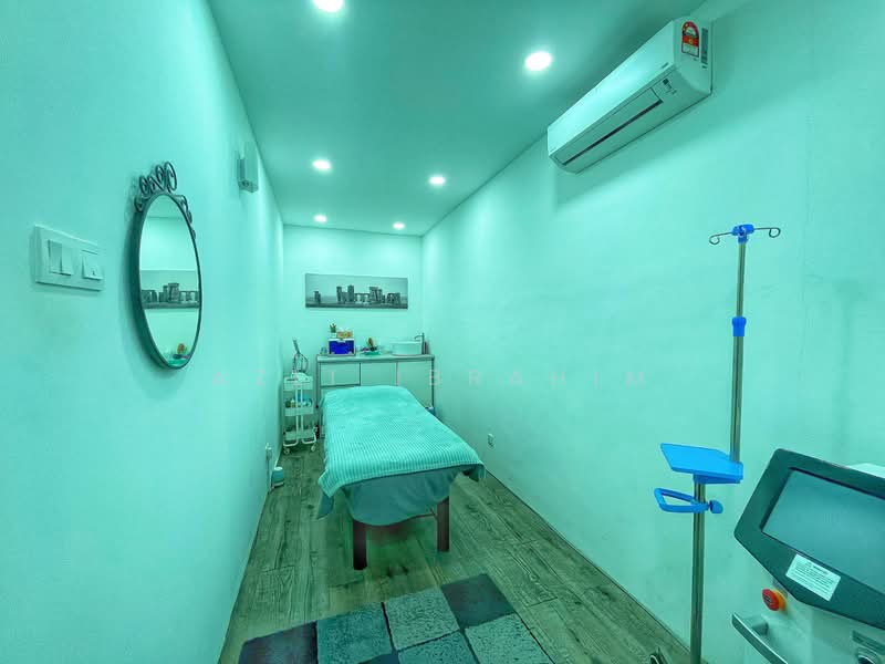 Kedai / Pejabat untuk Dijual di Cyberjaya (Selangor) - Azli Ibrahim - Interior - PropertyGuru.com.my