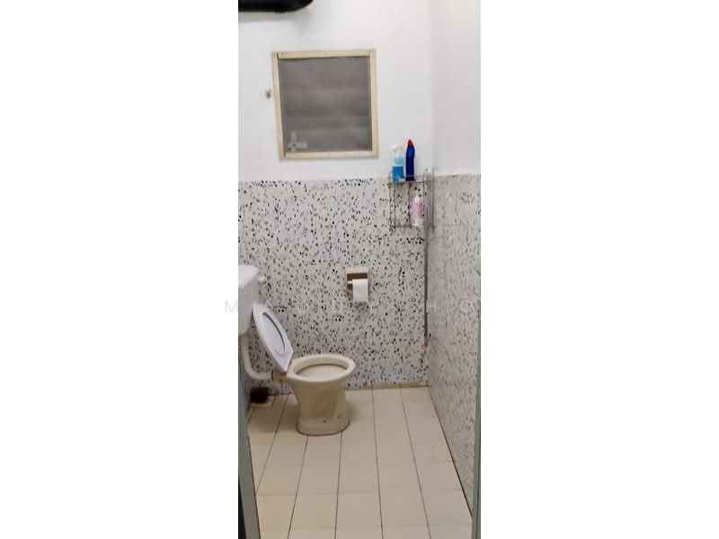 Apartment for Sale at Sri Penaga - Maddy Ho - Bathroom - PropertyGuru.com.my