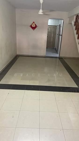 Rumah Teres 2 Tingkat untuk Disewa di Taman Johor Jaya (Johor Bahru) - Grace Lau - PropertyGuru.com.my