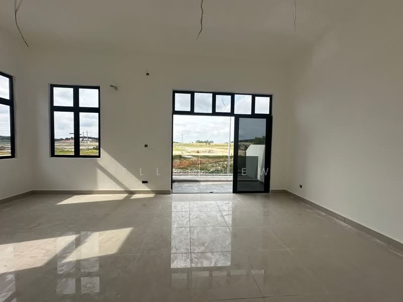 Rumah Teres untuk Dijual di Taman Pulai Bestari (Skudai) - Ellin Hew - Living Room - PropertyGuru.com.my