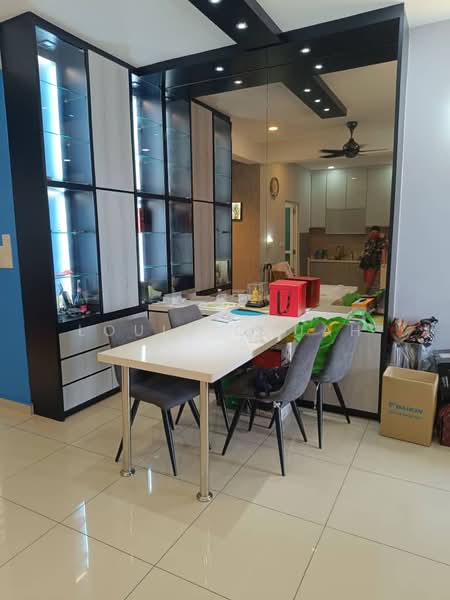 Kondominium untuk Dijual di Solaria Residences - Louis Chuah - Dining Room - PropertyGuru.com.my