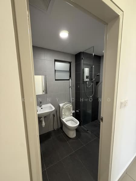 Kondominium untuk Disewa di Trinity Lemanja - Kenny Chong - Bathroom - PropertyGuru.com.my