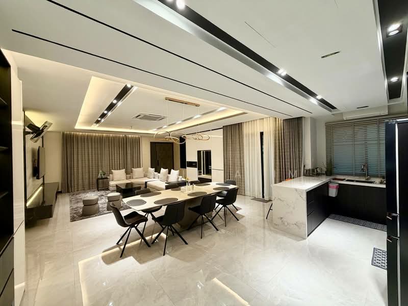 Rumah Banglo untuk Dijual di Kampung Melayu Ampang (Ampang) - Azli Ibrahim - Living Room - PropertyGuru.com.my