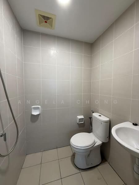 Kondominium untuk Dijual di Paradiso Nuova (Merak Kayangan) - Angela Chong - Bathroom - PropertyGuru.com.my