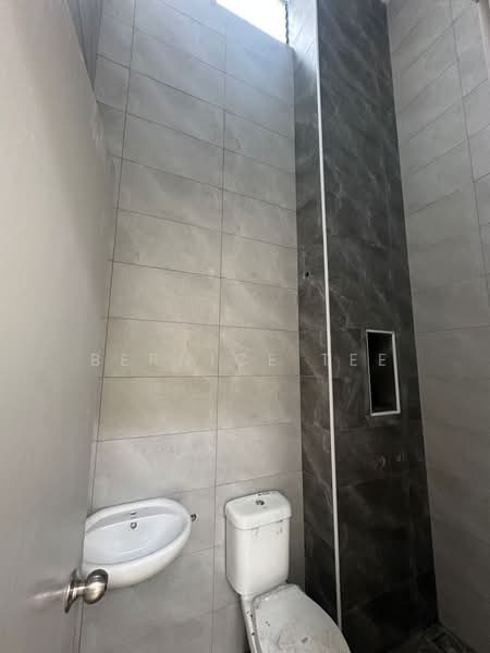 Rumah Teres untuk Dijual di Taman Pulai Bestari (Skudai) - Bernice Tee - Bathroom - PropertyGuru.com.my