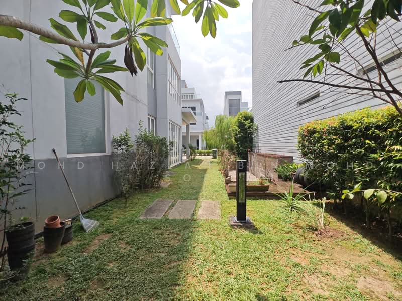 Rumah Banglo untuk Dijual di Lakefront Villa (Cyberjaya) - Mohd Hazlan bin Mohd Sopi - PropertyGuru.com.my