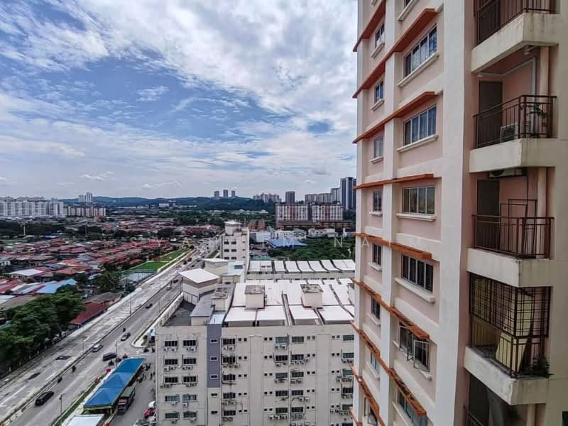 Kondominium untuk Dijual di Villaria - Syahrim Naim - Balcony - PropertyGuru.com.my