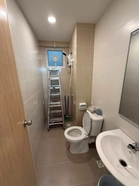 Kondominium untuk Disewa di Havana Beach Residences - Mike Kuar - Bathroom - PropertyGuru.com.my