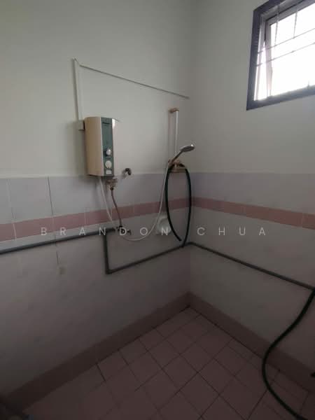 2-storey Terraced House for Rent in Taman Nusa Bestari 2 (Iskandar Puteri (Nusajaya)) - Brandon Chua - Bathroom - PropertyGuru.com.my