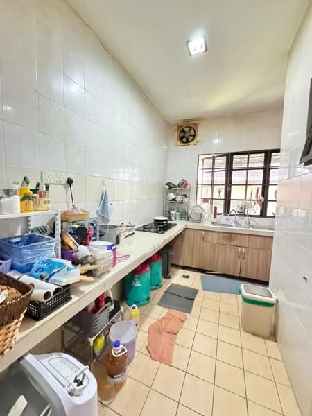 Rumah Teres 2 Tingkat untuk Dijual di Bukit Jelutong (Shah Alam) - Nadia Shukri - Kitchen - PropertyGuru.com.my
