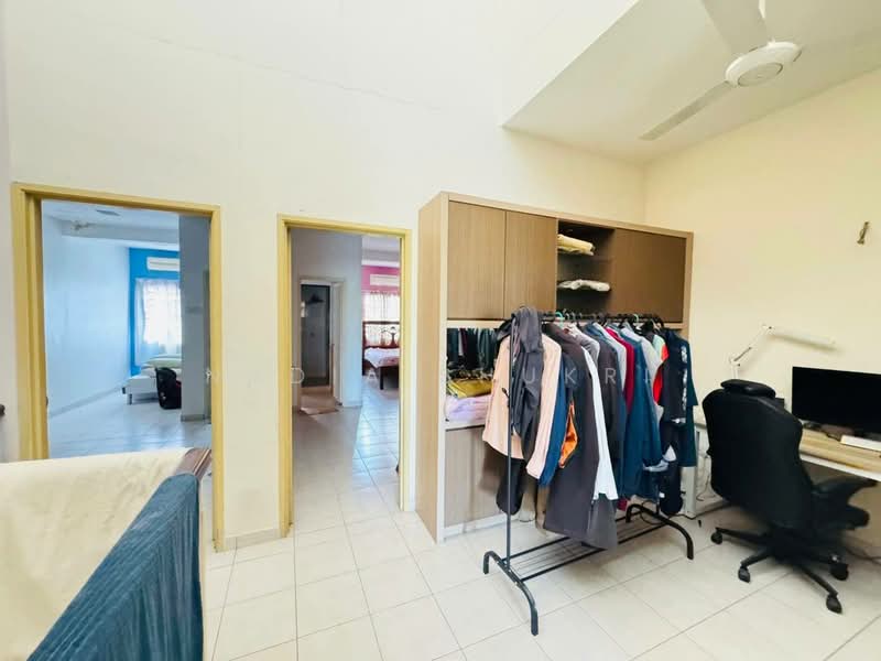 Rumah Teres 2 Tingkat untuk Dijual di Bukit Jelutong (Shah Alam) - Nadia Shukri - Interior - PropertyGuru.com.my