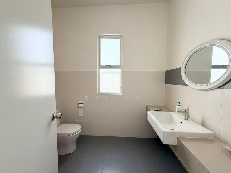 Rumah Teres 2 Tingkat untuk Dijual di Iskandar Puteri (Nusajaya) (Johor) - Bee Ng - Bathroom - PropertyGuru.com.my
