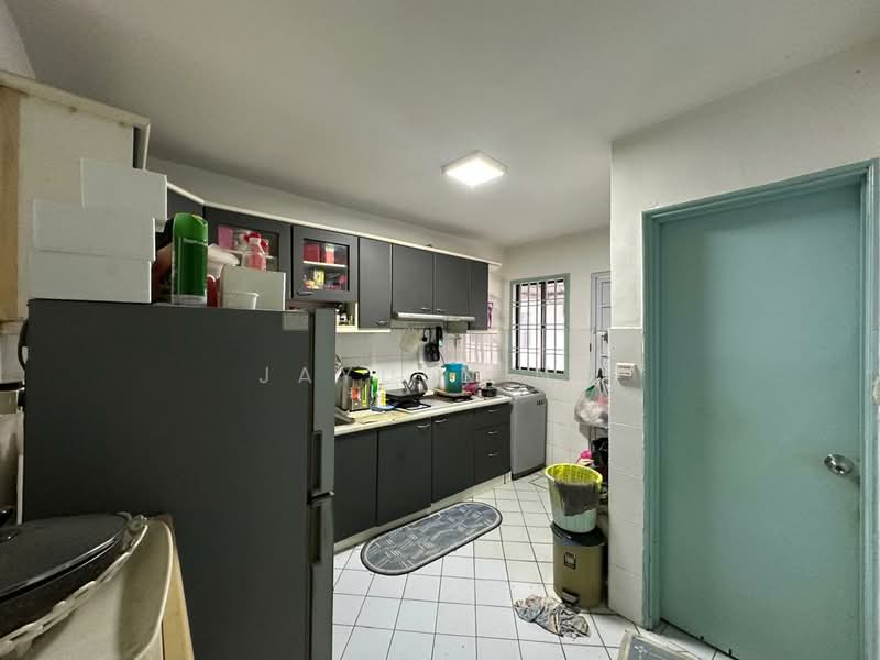 Rumah Teres 2 Tingkat untuk Dijual di Bandar Baru Permas Jaya (Permas Jaya) - Jayden Ng - Kitchen - PropertyGuru.com.my
