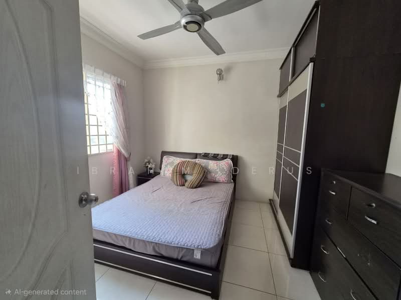 Pangsapuri untuk Dijual di Lakeview Apartments - Ibrahim Iderus - Bedroom - PropertyGuru.com.my